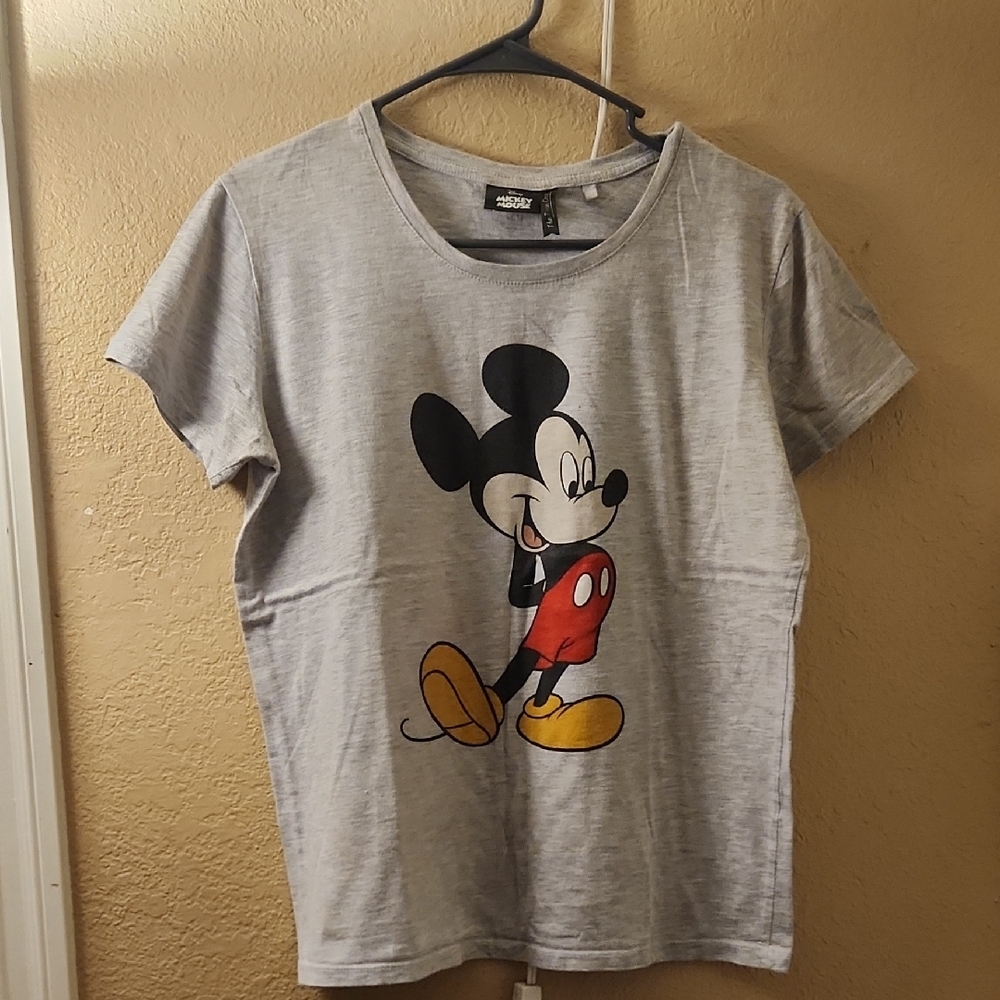 Disney Mickey Mouse Gray Tee with Red Shorts